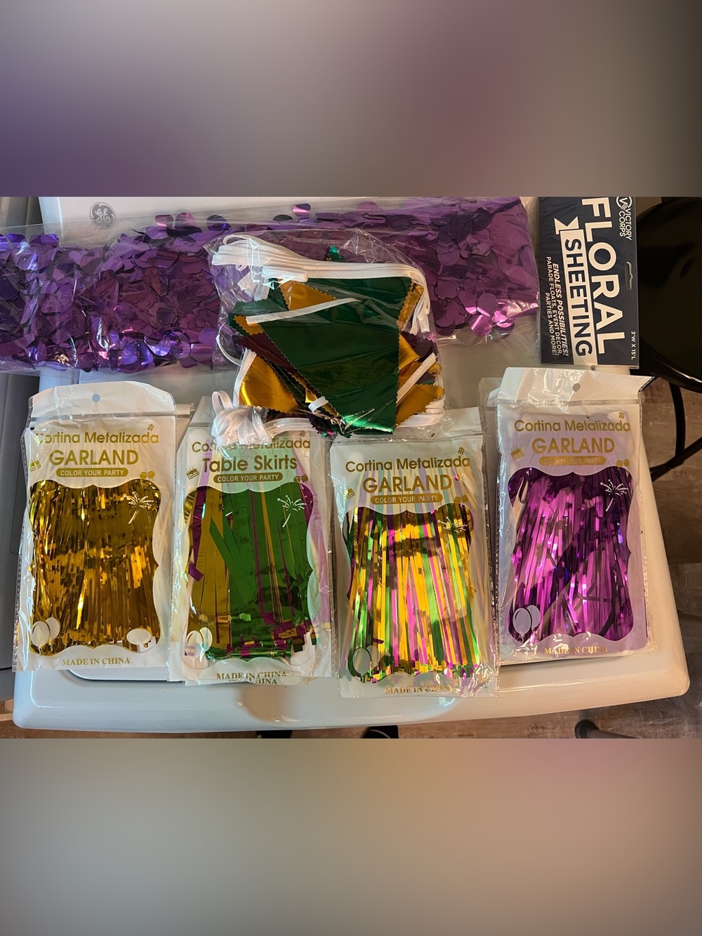 💜💚💛 Lot of Party Decor - Green, Gold, Purple